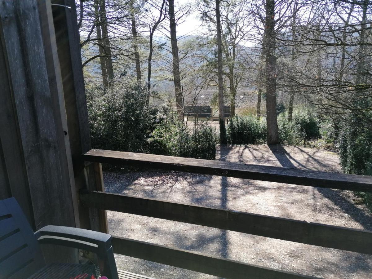 Au Repos De Zoe Villa Waulsort Eksteriør bilde
